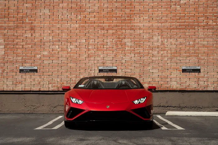 Boston Luxury Car Rental Picture 4