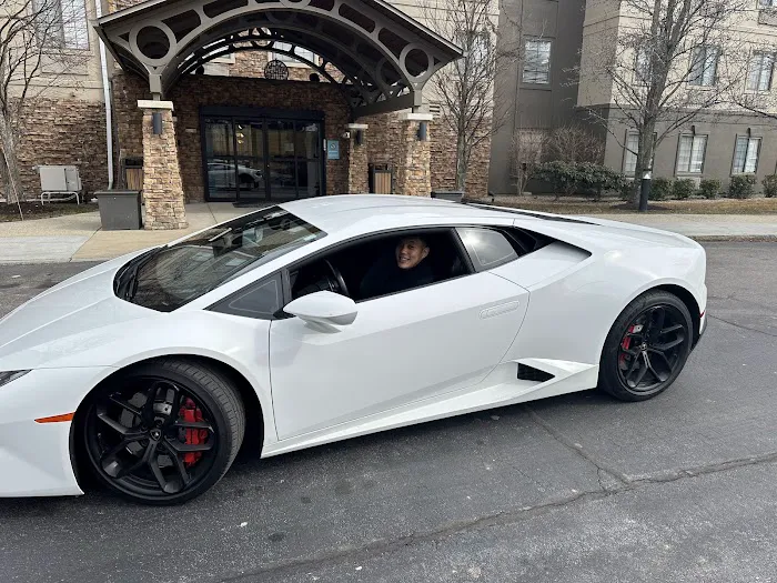 Boston Luxury Car Rental Picture 1