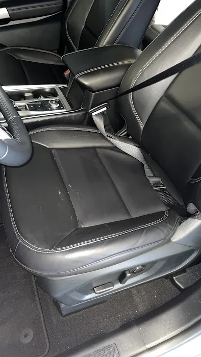 Avis Car Rental Picture 4