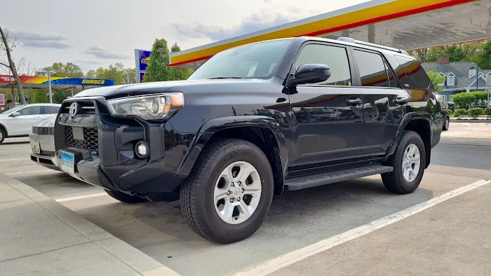 Avis Car Rental Picture 9