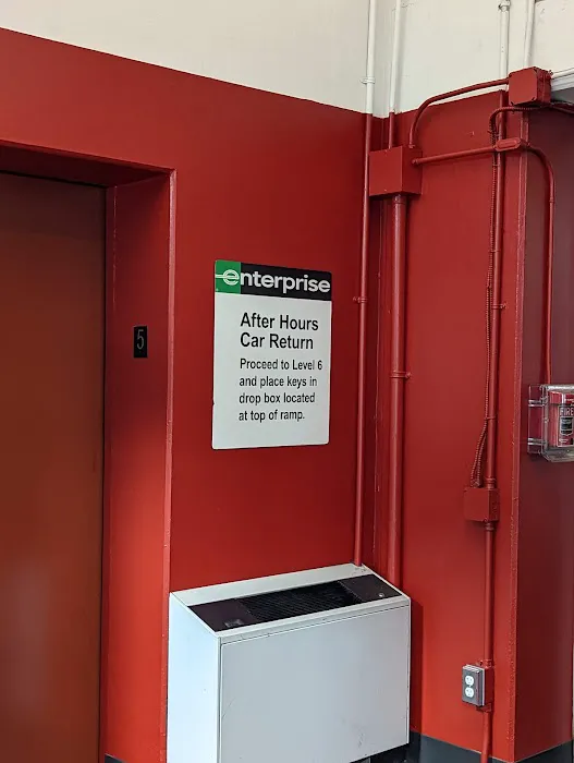 Enterprise Rent-A-Car Picture 6