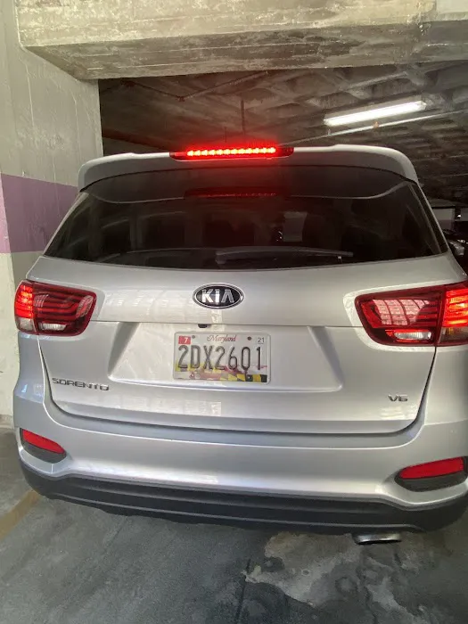 Dollar Car Rental - Boston - Park Plaza Ma Dle Picture 4