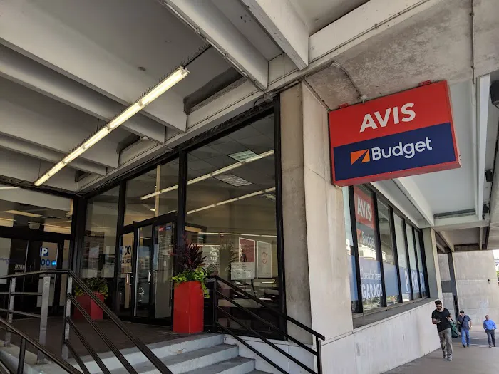 Avis Car Rental Picture 4