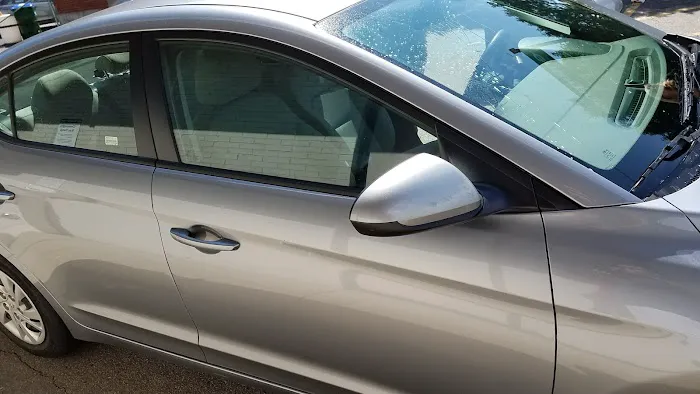 Enterprise Rent-A-Car Picture 7