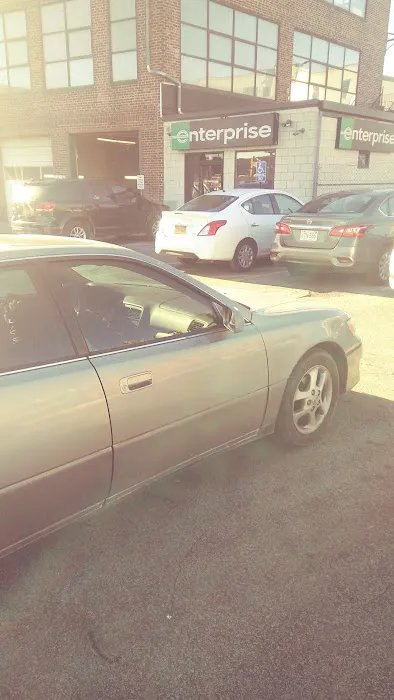 Enterprise Rent-A-Car Picture 1