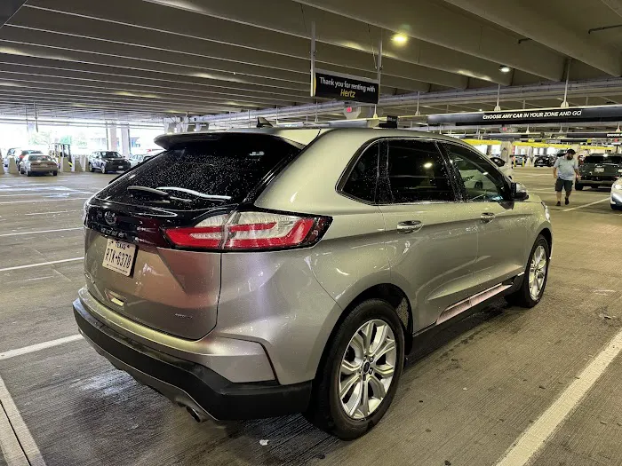 Hertz Car Rental - Boston - Boston Logan International Airport (BOS) Picture 9