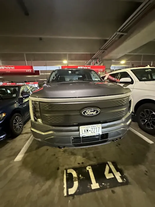 Avis Car Rental Picture 8