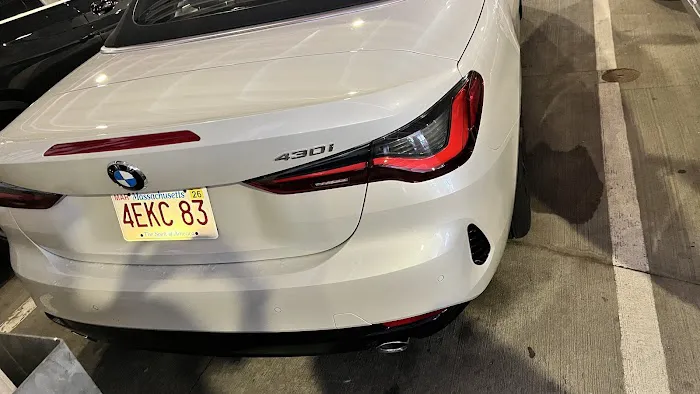 SIXT Rent a Car Boston Int Airport Picture 9