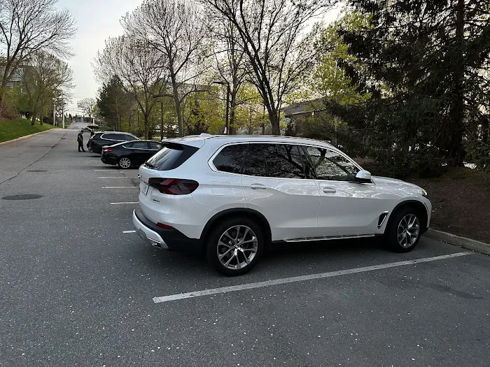 SIXT Rent a Car Boston Int Airport Picture 6