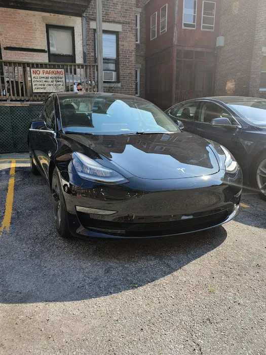 TeslaRents Picture 6