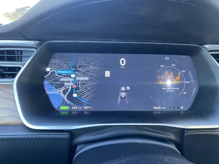 TeslaRents Picture 7
