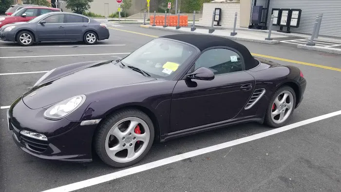 Dave's Car Rentals Picture 3