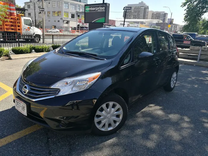 Enterprise Rent-A-Car Picture 8