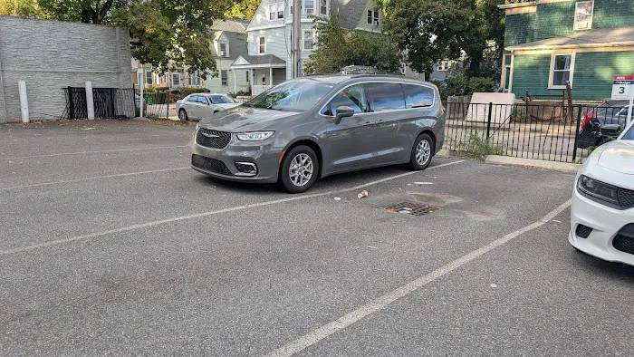 Avis Car Rental Picture 3