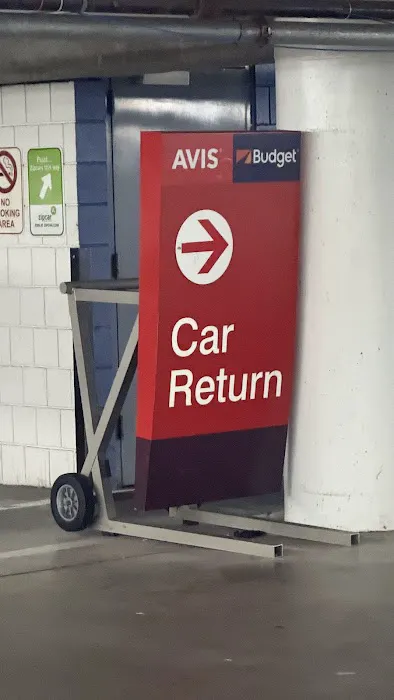 Avis Car Rental Picture 2