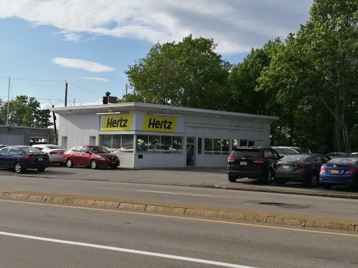 Hertz - Uber Quincy - Southern Artery Picture 4