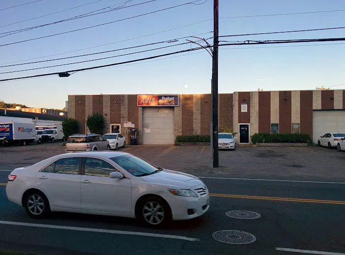 Avis Car Rental Picture 2