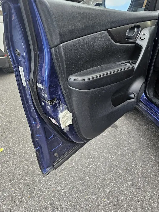 Hertz Car Rental - Weymouth - Washington Street Picture 4