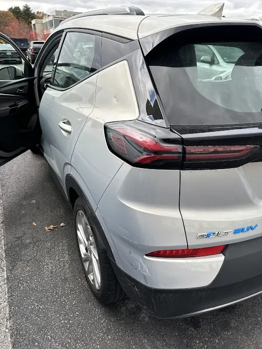 Avis Car Rental Picture 4