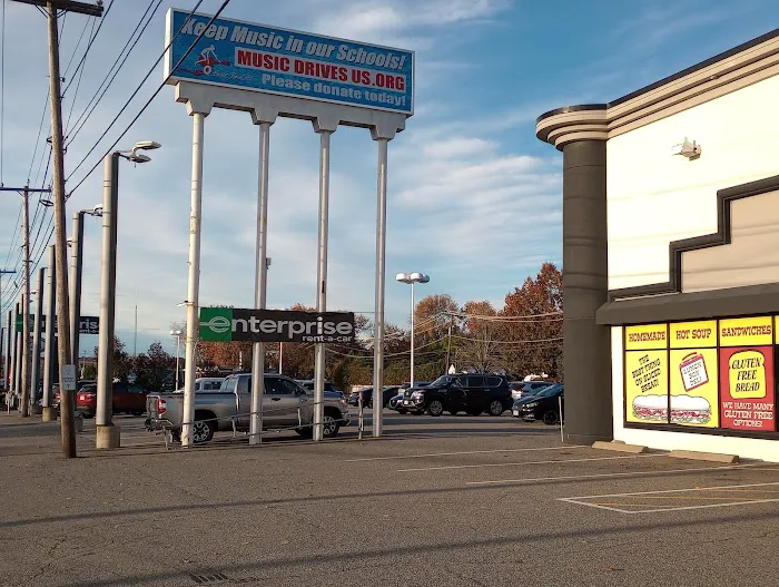 Enterprise Rent-A-Car Picture 2