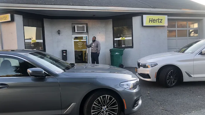 Hertz Car Rental - Somerville - Somerville Avenue Picture 6