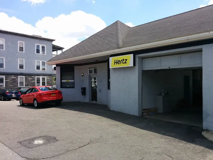 Hertz Car Rental - Somerville - Somerville Avenue Picture 7