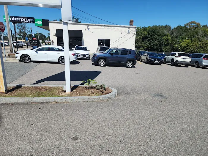 Enterprise Rent-A-Car Picture 3