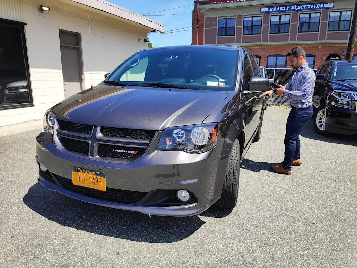 Enterprise Rent-A-Car Picture 5