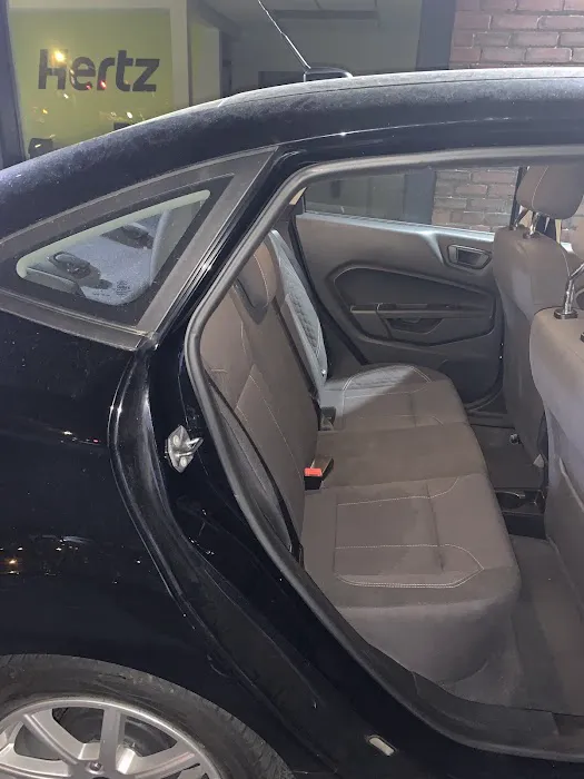 Hertz Car Rental - Medford - Mystic Avenue Picture 4