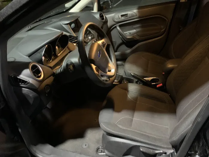 Hertz Car Rental - Medford - Mystic Avenue Picture 9
