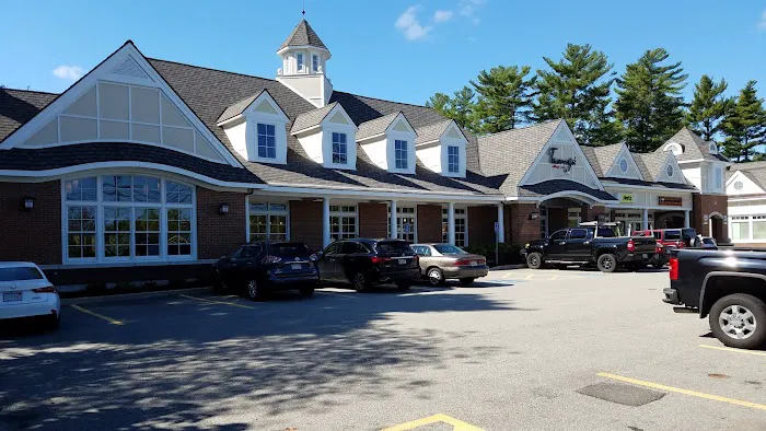 Hertz Car Rental - Hanover - Washington Street Picture 1