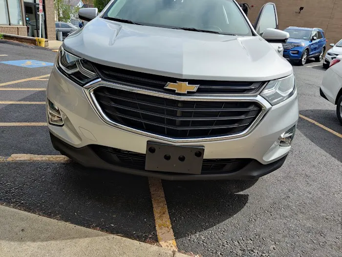 Hertz Car Rental - Malden - Eastern Avenue Picture 5