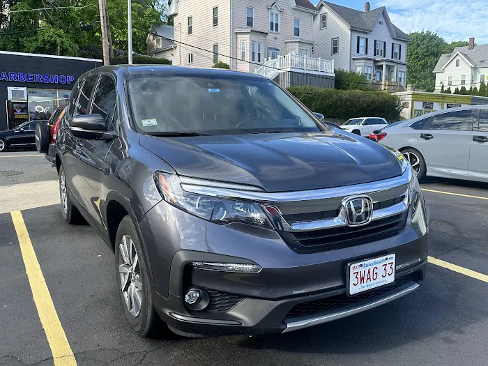 Uni Auto Rental Picture 5