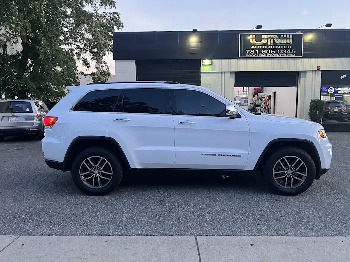 Uni Auto Rental Picture 10