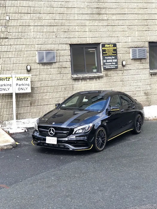 Hertz Car Rental - Revere - Lee Burbank Highway Picture 6
