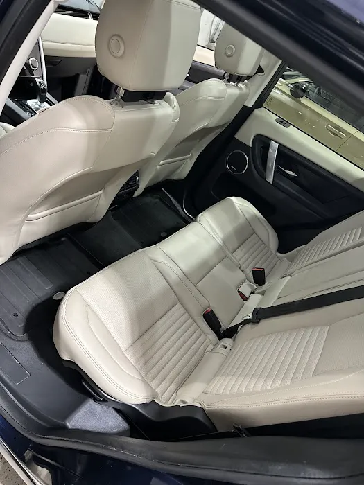 Delight's Car Rentals Picture 7