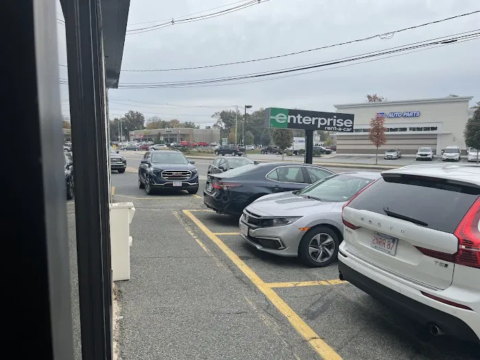 Enterprise Rent-A-Car Picture 7