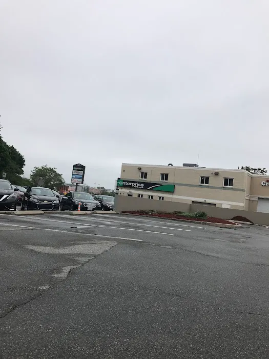 Enterprise Rent-A-Car Picture 6