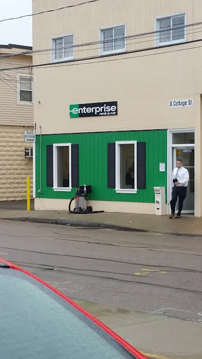 Enterprise Rent-A-Car Picture 2