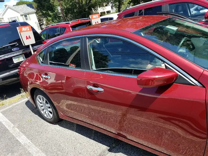 Avis Car Rental Picture 8