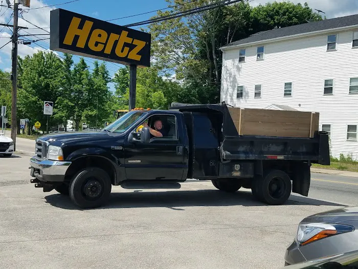 Hertz Car Rental - Milford - East Main Street Picture 1