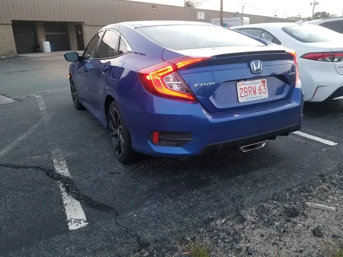 Budget Car Rental Picture 3