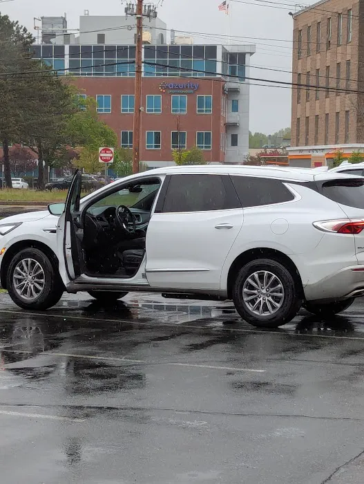 Avis Car Rental Picture 2