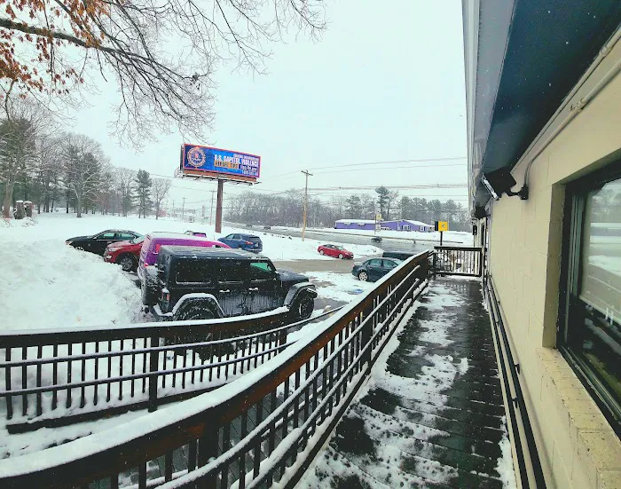 Hertz Car Rental - Foxborough - Washington Street Route Us-1 South Picture 8