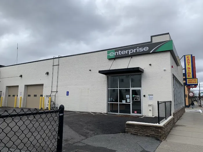 Enterprise Rent-A-Car Picture 8