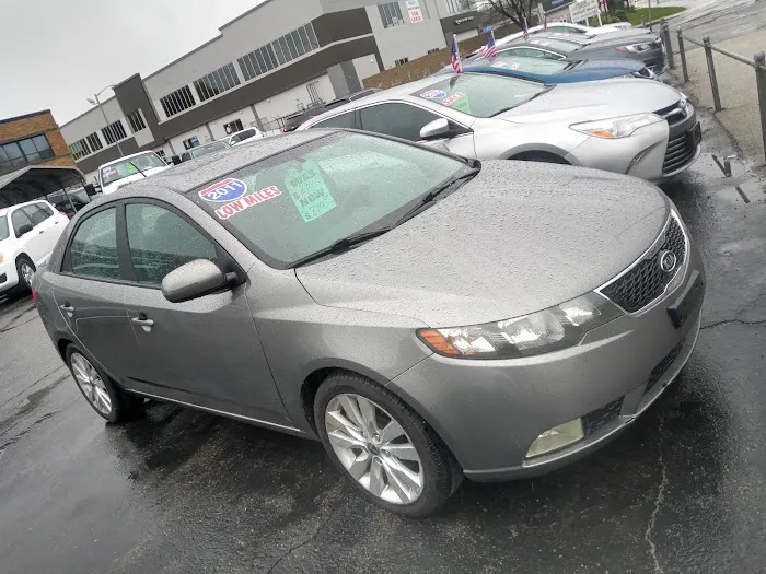 Avis Car Rental Picture 1