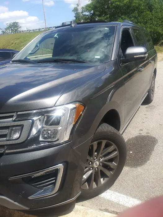 Enterprise Rent-A-Car Picture 5