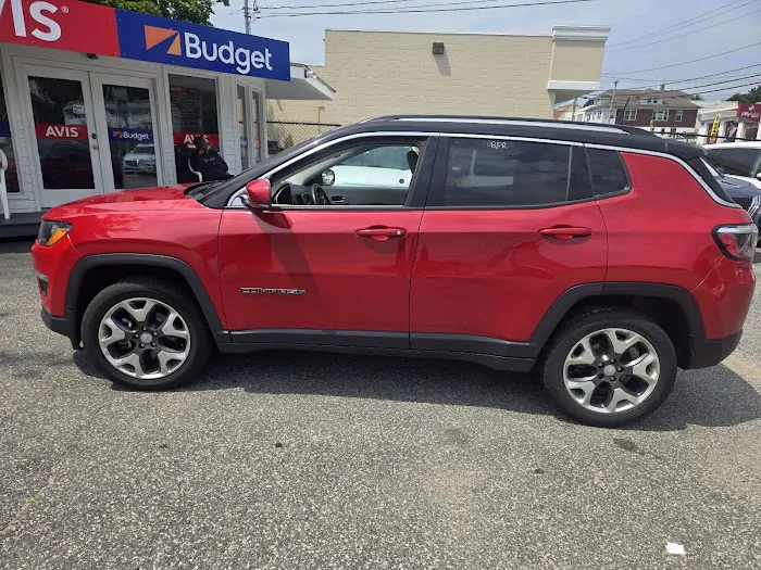 Avis Car Rental Picture 5