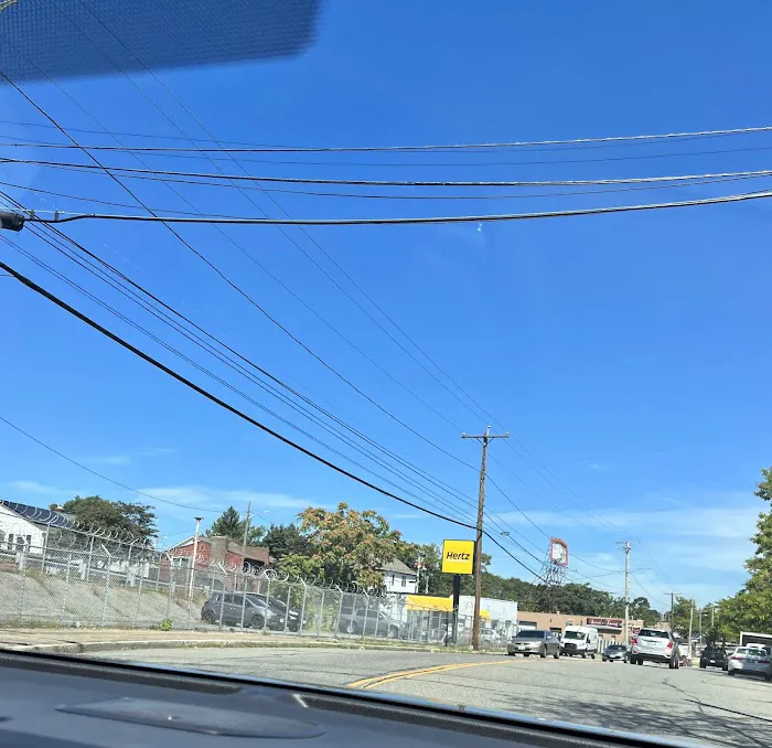 Hertz Car Rental - Providence - Silver Spring Street Picture 2