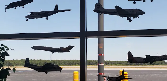 Hertz Car Rental - Hyannis - Cape Cod Gateway Airport (HYA) Picture 5